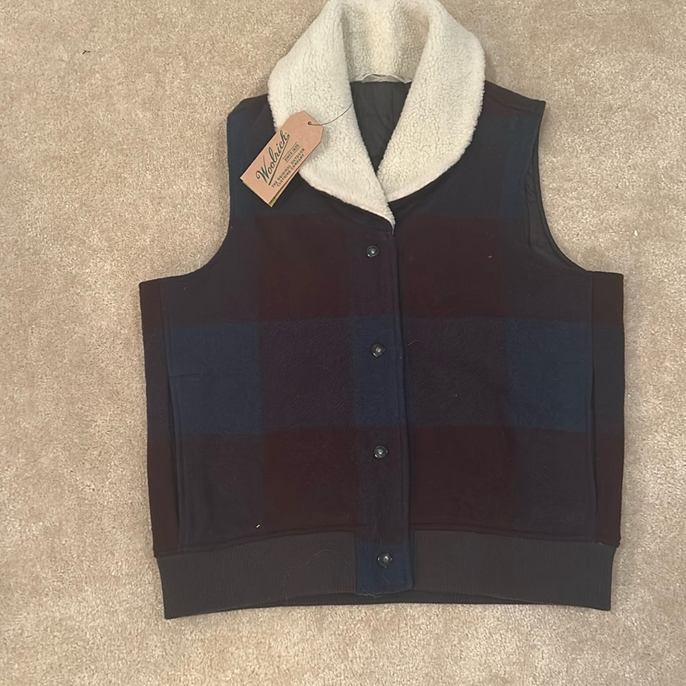 NWT! Woolrich Women's Giant Buffalo Wool Vest Purple/Blue Medium